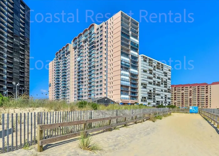 Spectacular Side Ocean Views From Spacious 2 Bedroom Capri With Indoor Pool! *