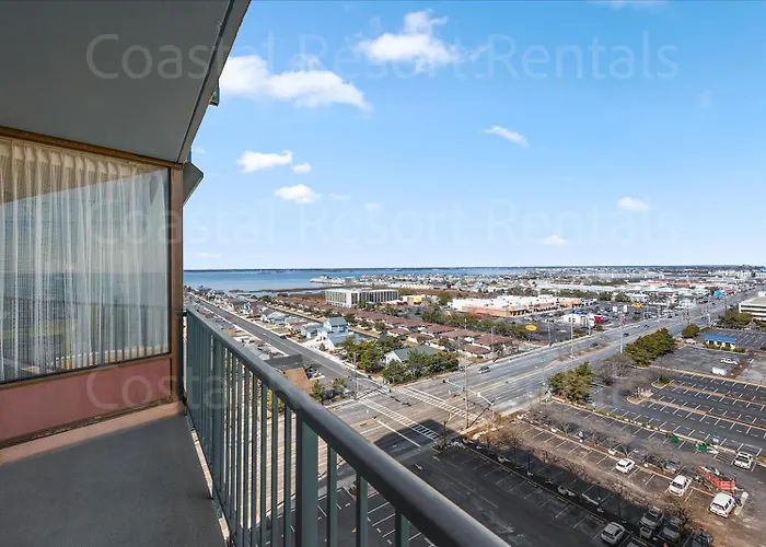 Spectacular Side Ocean Views From Spacious 2 Bedroom Capri With Indoor Pool! Holiday home