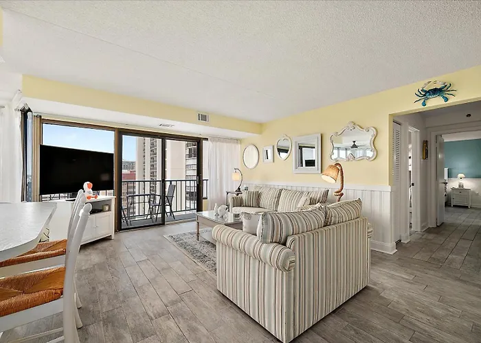 Spectacular Side Ocean Views From Spacious 2 Bedroom Capri With Indoor Pool! Holiday home