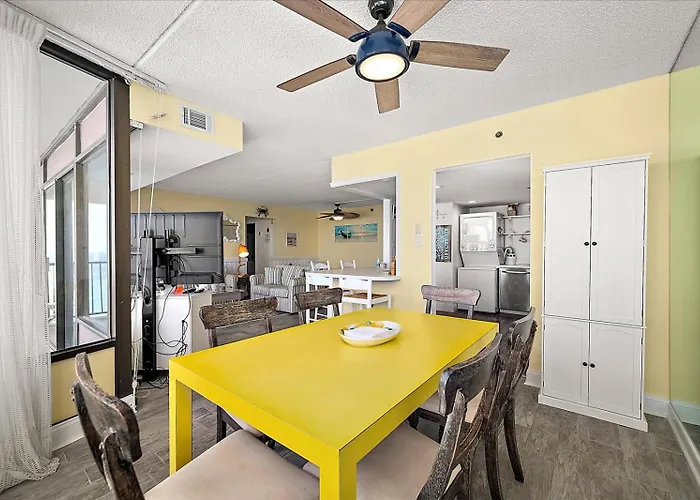 Spectacular Side Ocean Views From Spacious 2 Bedroom Capri With Indoor Pool! Holiday home