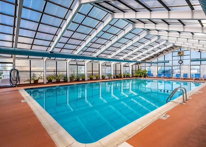 Spectacular Side Ocean Views From Spacious 2 Bedroom Capri With Indoor Pool! Holiday home *