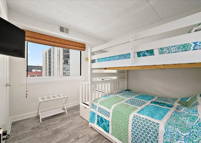 Spectacular Side Ocean Views From Spacious 2 Bedroom Capri With Indoor Pool! * Ocean City